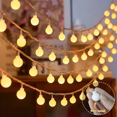 White Snow Ball String Lights 15 feet